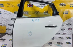 Дверь задняя левая белая Volvo V40 2012-2019 V40 II (2012—2016)