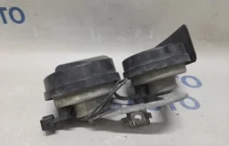 Звуковой сигнал для Volvo XC90 2005 года на фотографиях