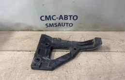 Кронштейн бампера Audi A6 2006 4F0807228 C6 3.2 AUK, передний правый