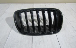 Решетка радиатора правая для BMW X5 E70 2006-2013