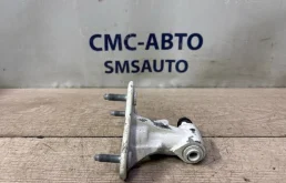 Петля двери нижняя Mercedes-Benz ML 2012 A1667300337 W166 642.826, левая