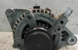 ГЕНЕРАТОР TOYOTA 270600T051  QE236Z
