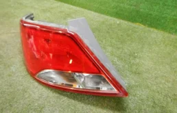 Фонарь левый для Hyundai Solaris 2015 года на фотографиях