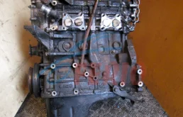 Двигатель без навесного для Nissan Almera на фотографиях