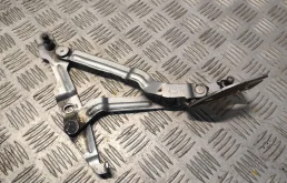 Петля крышки багажника левая VW Passat B5+