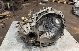 МКПП Volkswagen 02K300049C