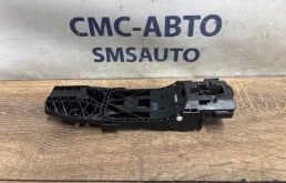 Кронштейн ручки двери Porsche Cayenne 2011 95853288500 958 4.8. 4852