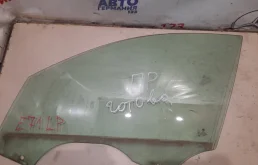 Стекло двери переднее правое для BMW X6 на фотографиях