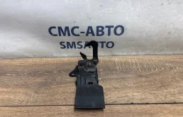Крюк капота Audi A8 2014 4H0823485C D4 4.0 CTG