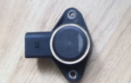 Потенциометр дроссельной заслонки vag 06e907386c