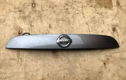 Накладка кнопка ручка багажника nissan juke