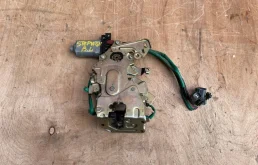 Замок задний левый honda stepwgn rf7 rf8