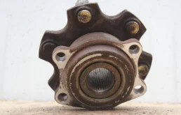 Ступица колеса задняя правая для Mitsubishi Pajero на фотографиях