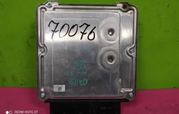 Блок управления двигателем для Audi Q7 2009 года на фотографиях