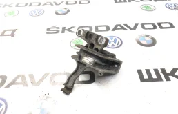 Опора двигателя Skoda Octavia 2013 5Q0199262BE A7 (5E)