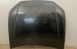 Капот для Audi Q7 2023 года на фотографиях