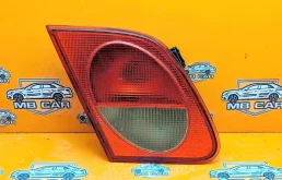 Фонарь крышки багажника Mercedes-Benz