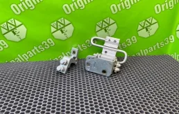 Петли дверей Audi A6 2005 8E0833412 C6 BDW 2.4I, задние правые