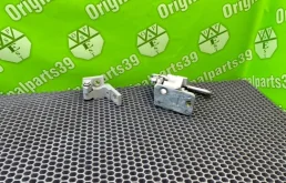 Петли дверей Audi A6 2005 8E0831412B C6 BDW 2.4I, передние правые