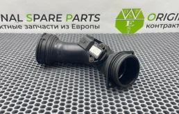 Патрубок интеркулера Volkswagen Touareg 2005 7L6145958A 7LA AYH 5.0 TDI, правый
