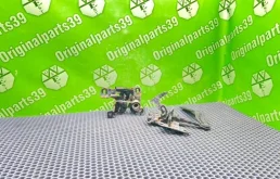 Замок капота Audi A6 2000 8L0823509E C5 AVANT ARJ 2.4I