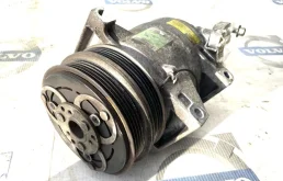 Компрессор кондиционера для Volvo C30 2008 года на фотографиях