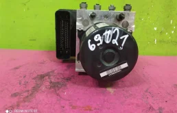 Блок ABS для Audi Q7 на фотографиях