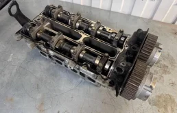 Головка блока цилиндров ford Focus 3 CB8
