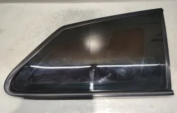 Стекло кузова (собачник) SsangYong Kyron 2008 D130