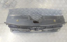 Решетка радиатора RENAULT DUSTER 2015-2020 623103564R