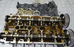 Головка блока цилиндров RENAULT LAGUNA 1996-2001 7700600552F K4M