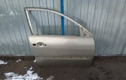 Дверь RENAULT MEGANE 2008 7751473729 LM05 К4М, передняя правая