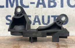 Кронштейн Volvo V40 Cross Country 30650770 V40 CROSS COUNTRY B5204T9
