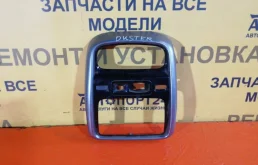 Накладка консоли RENAULT DUSTER 2009-2013 682607294R