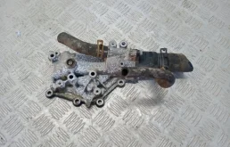 Корпус термостата RENAULT MEGANE 2003-2009 7700600514