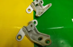 Петли двери комплект HYUNDAI TUCSON 2022 A046057