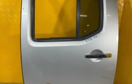 Дверь задняя левая Nissan Navara (D40) 2004-2015 2010 82101EB30J ПИКАП 2.5 D YD25DDTI