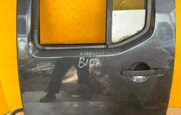 Дверь задняя левая Nissan Navara (D40) 2004-2015 2008 82101EB332 ПИКАП 2.5 D YD25DDTI