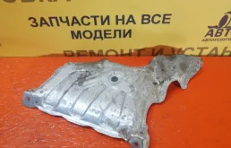 Теплозащитный экран выпускного коллектора RENAULT DUSTER 2010-2021 140139514R HSA F4R