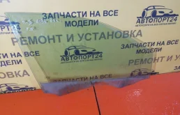 Стекло двери RENAULT MEGANE 2002-2008 8200211198, переднее правое