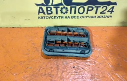 Решетка вентиляционная RENAULT FLUENCE 2009-2013 7700838358 L30R M4R