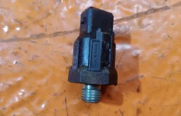 Датчик детонации RENAULT MEGANE 2002-2009 ST8200680689 LM05 K4M