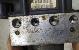 Блок АБС RENAULT LOGAN 2004-2009 476604621R