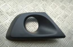 Накладка ПТФ RENAULT DUSTER 2010-2015 261A35148R, передняя левая