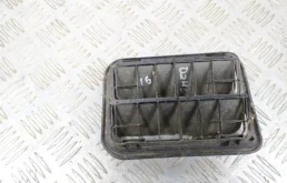 Решетка вентиляционная RENAULT DUSTER 2009-2020 7700838358