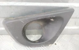 Накладка ПТФ RENAULT DUSTER 2009-2014 261A23831R, правая