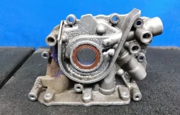 Насос масляный Ford Fusion 2002 - 2012 2009
