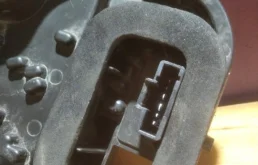 Фонарь внешний левый для Renault Logan 2016 года на фотографиях