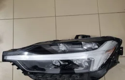 Фара левая Volvo XC60 2 (2021-н.в.)