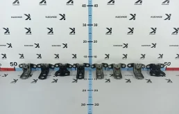 Петля двери Hyundai Santa Fe 2012 DM